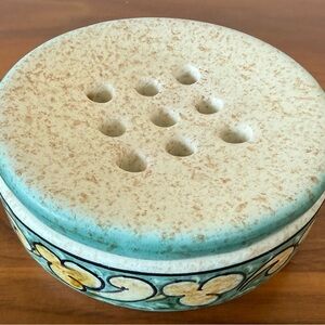 Handcrafted vintage Deruta Ceramic Floral Soap dish made in Italy